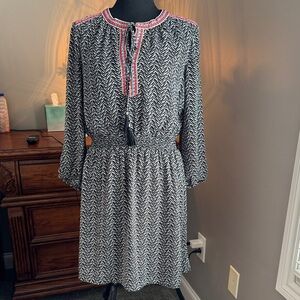 Elegant Black and White Patterned Dress